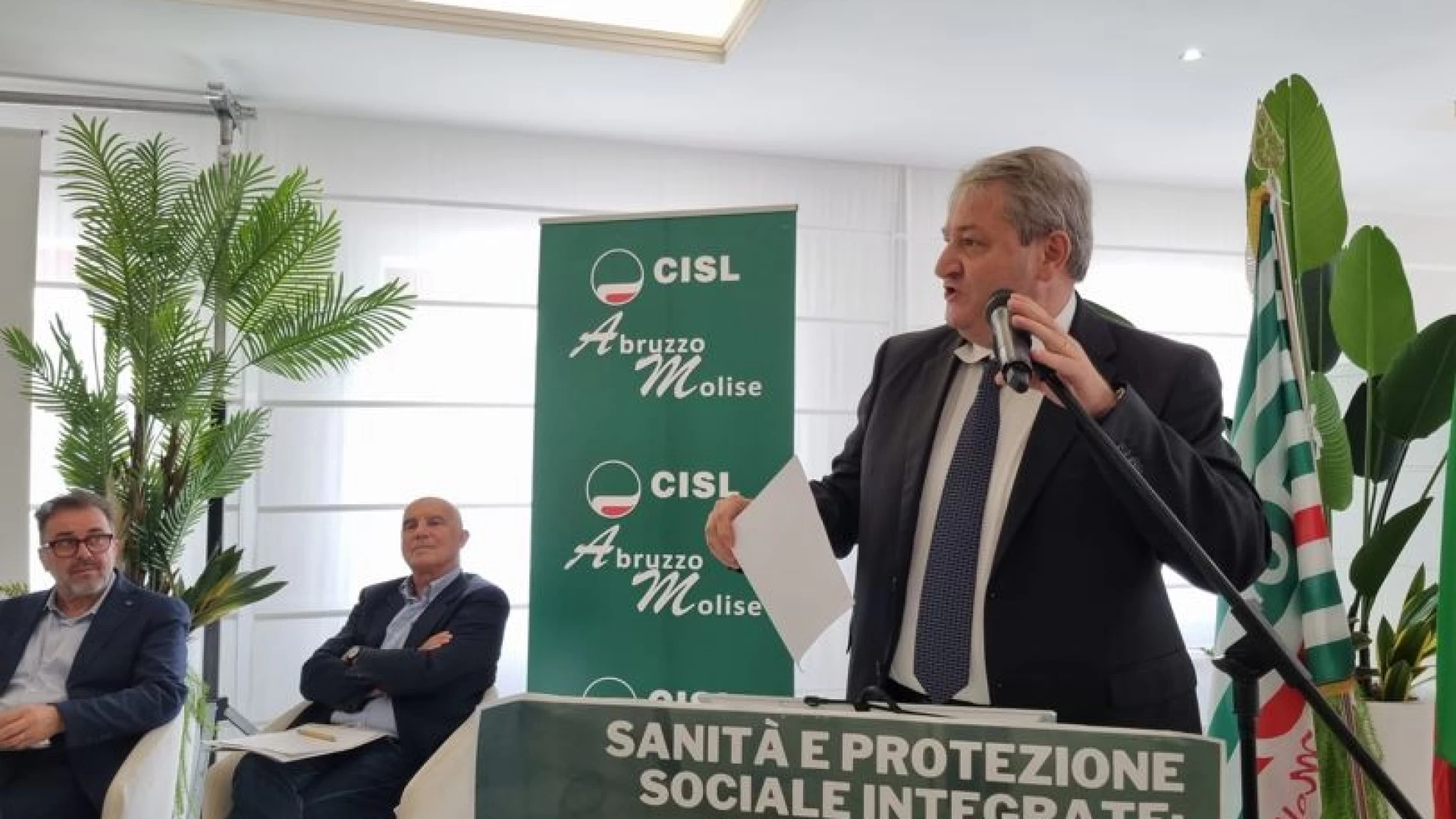 Roberti al convegno della Cisl Abruzzo e Molise su Sanita e protezione sociale. “Rete sanitaria fondamentale per essere vicini alle esigenze dei cittadini”.